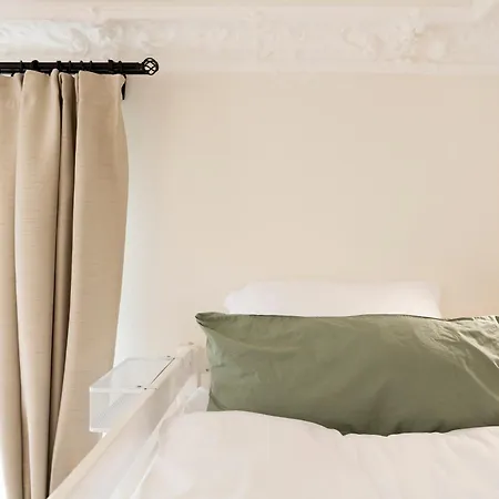 Charaktervolle 122qm Altbau-ferienwohnung Mit Stuck, Viel Platz Fuer Familien & Gruppen Bis Zu 8 Personen, Parkplatz Inklusive Daire *