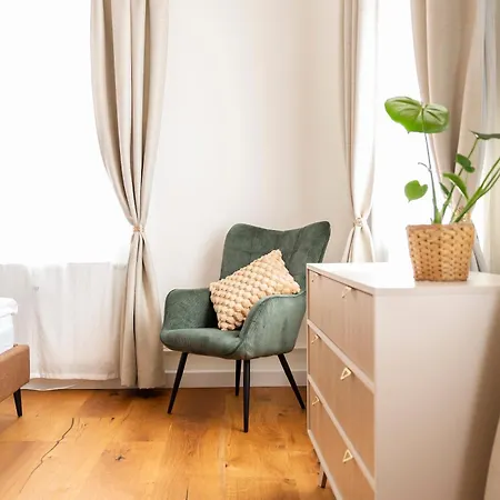 Ruhestein Quartier - Charaktervolle 113qm Perfekt Für Gruppen&familien, Ideale Lage, Nahe Bhf Und Iven, Bestens Geeignet Für Entspannte Als Auch Aktive Aufenthalte In Malerischer Umgebung