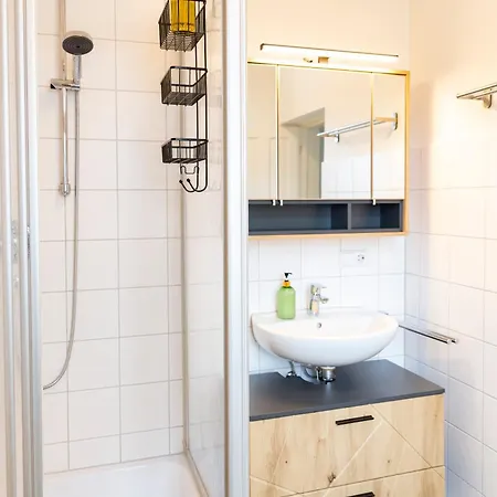 Charaktervolle 122qm Altbau-ferienwohnung Mit Stuck, Viel Platz Fuer Familien & Gruppen Bis Zu 8 Personen, Parkplatz Inklusive Daire Baiersbronn