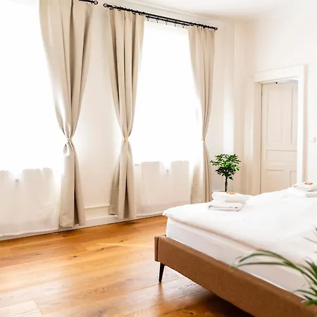 Ruhestein Quartier - Charaktervolle 113qm Perfekt Für Gruppen&familien, Ideale Lage, Nahe Bhf Und Iven, Bestens Geeignet Für Entspannte Als Auch Aktive Aufenthalte In Malerischer Umgebung Baiersbronn